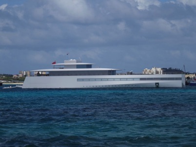 Steve Jobs yacht in St. Maarten Steve Jobs yacht in St. Maarten